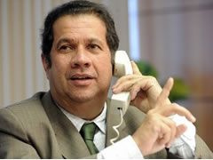 O ministro do</p>...</div>

 

 

<div class=