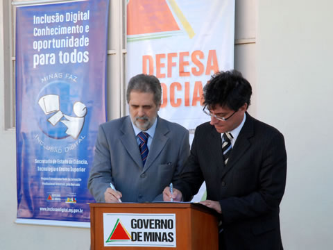 Os secretários</p>...</div>

 

 

<div class=