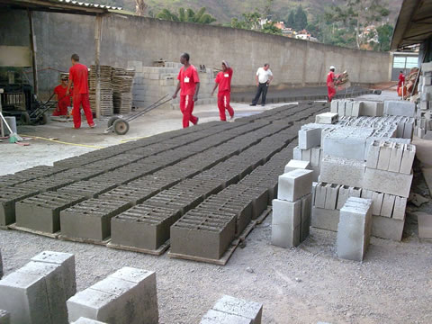 Detentos de</p>...</div>

 

 

<div class=