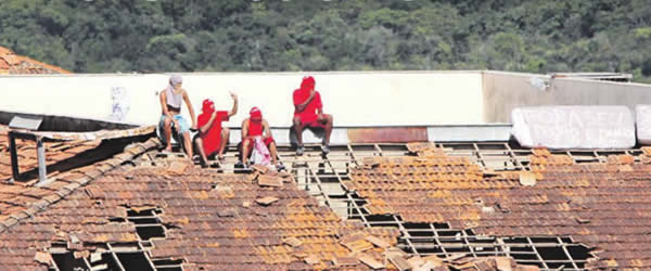 Reprodução /</p>...</div>
<div class=