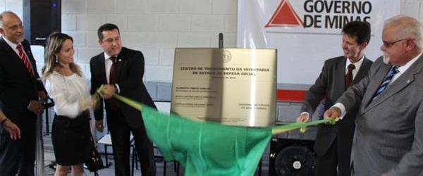 Flávia Lima /</p>...</div>
<div class=