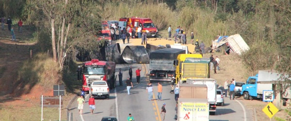 Fotos:</p>...</div>
<div class=